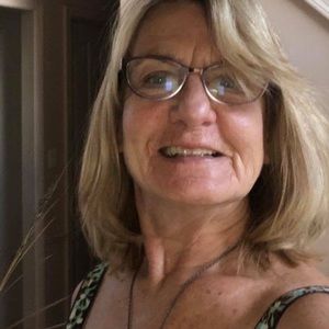 Meet your Posher, Violet